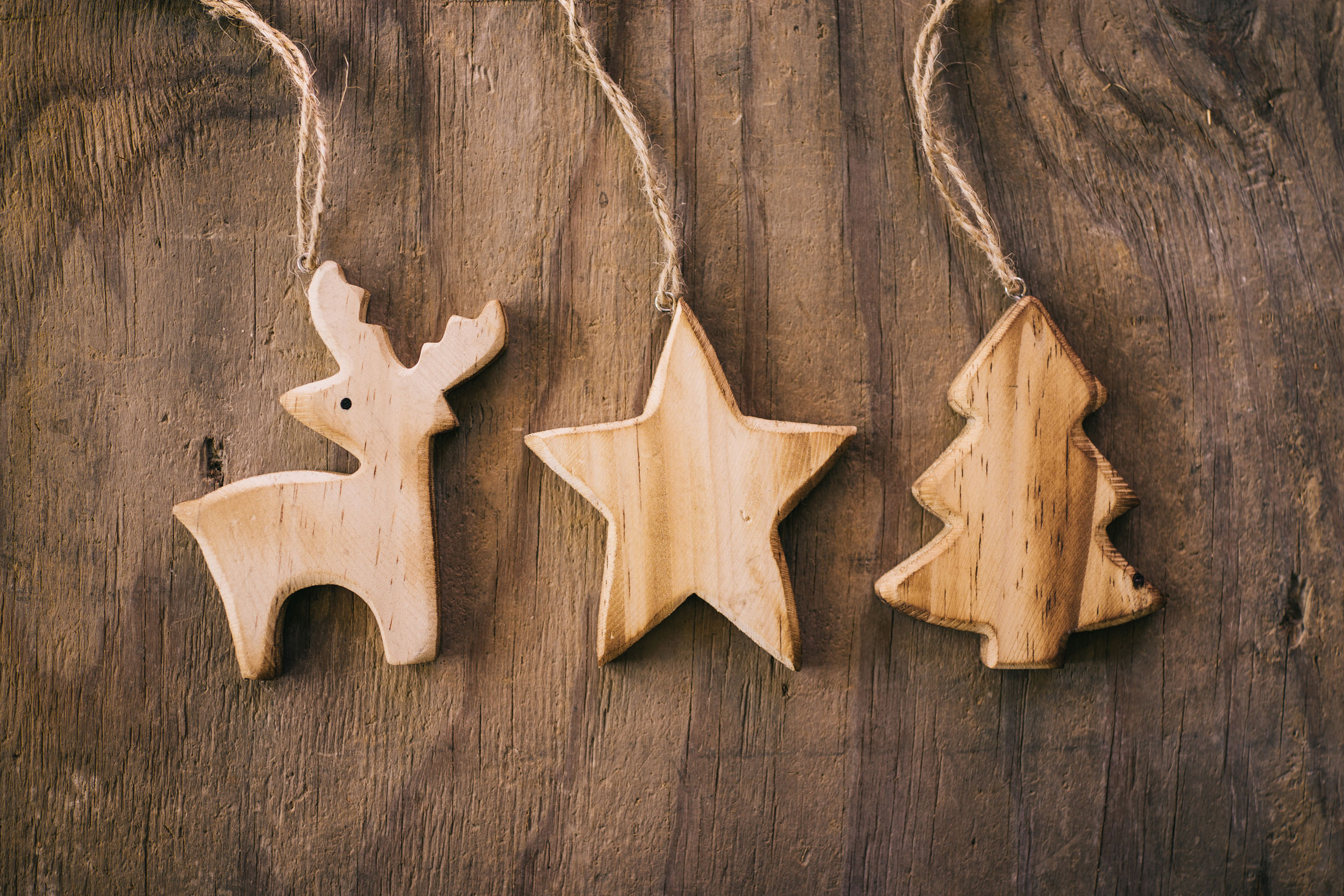 Świąteczne ozdoby z drewna – zrób to sam